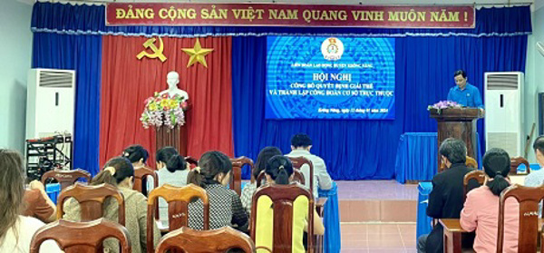 LĐLĐ huyện Krông Năng Hội nghị công bố quyết định giải thể và thành lập Công đoàn cơ sở